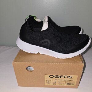 OOFOS OOmg Sport Low Shoe in Black, Women's Size 9, New in Box